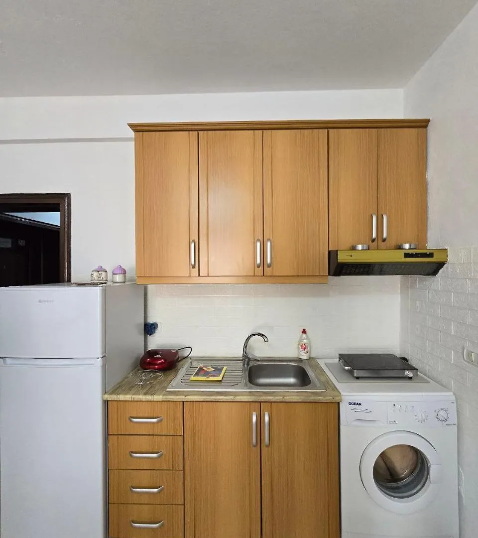 Adi Studio By Vlora Office Apartment  Vlore